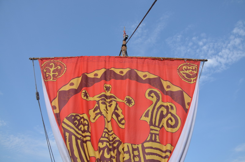 В Феодосии встречали парусно-весельную деревянную ладью «Славяна»