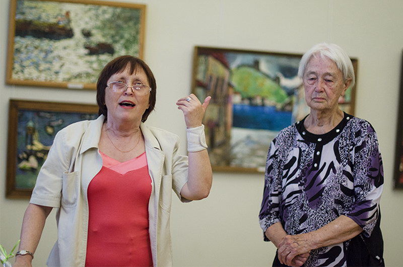 В Севастополе представили картины Геннадия Арефьева