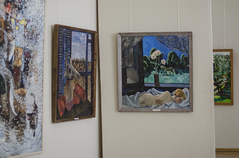 В Севастополе представили картины Геннадия Арефьева