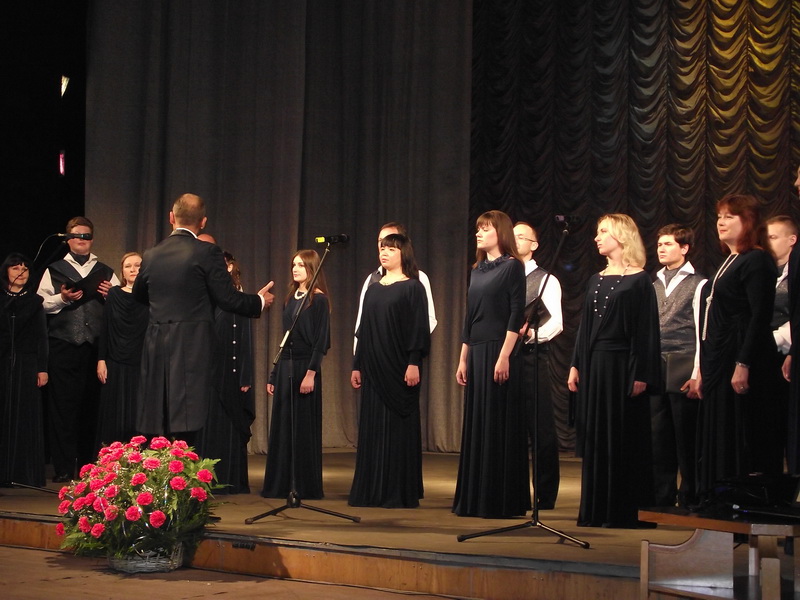 В Симферополе медработников поздравили с профессиональным праздником