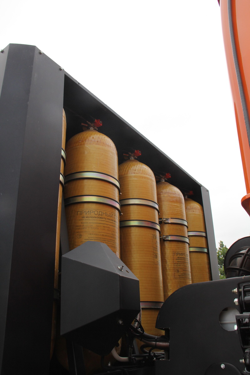 В Симферополь прибыл автопробег «КАМАЗа»