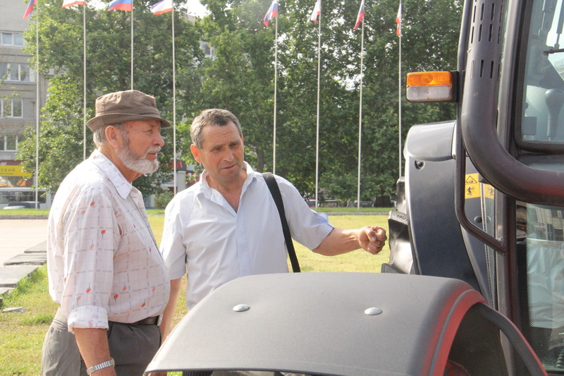 В Симферополь прибыл автопробег «КАМАЗа»