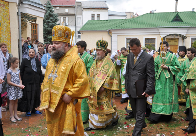 В Симферополе прошло богослужение ко Дню памяти Святителя Луки