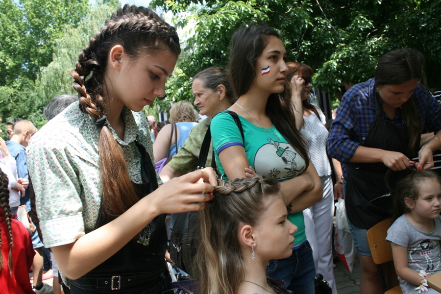 Симферопольцы отмечают День России