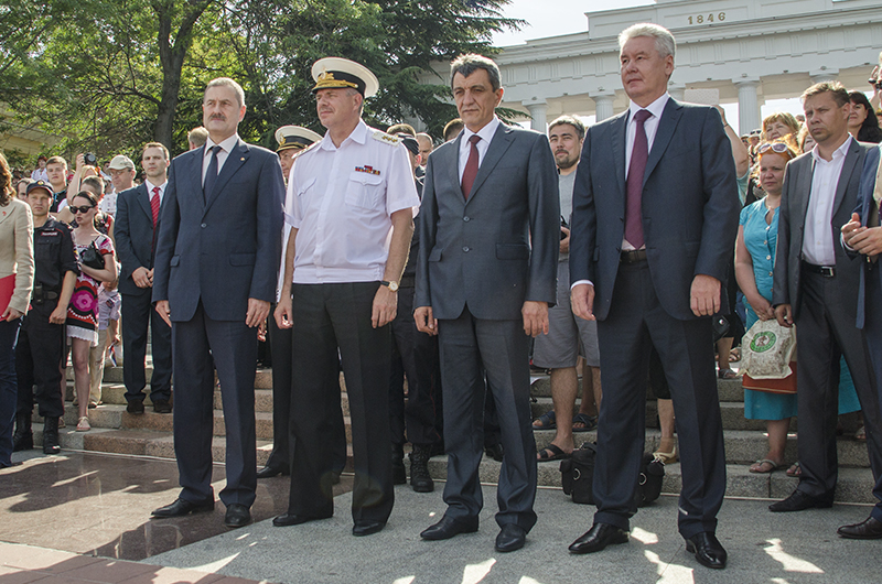 В Севастополе состоялся парад военных оркестров всех флотов России