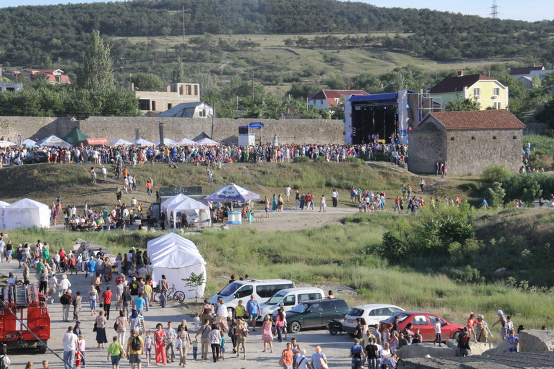 В Феодосии стартовал фестиваль рыбной кухни