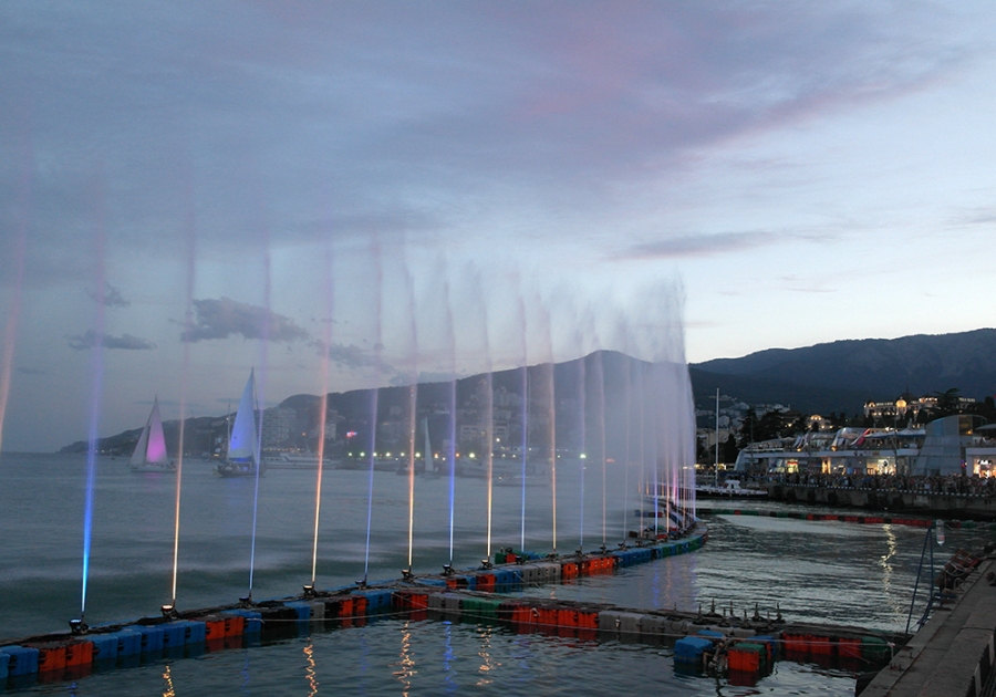 Российские артисты выступили в Ялте