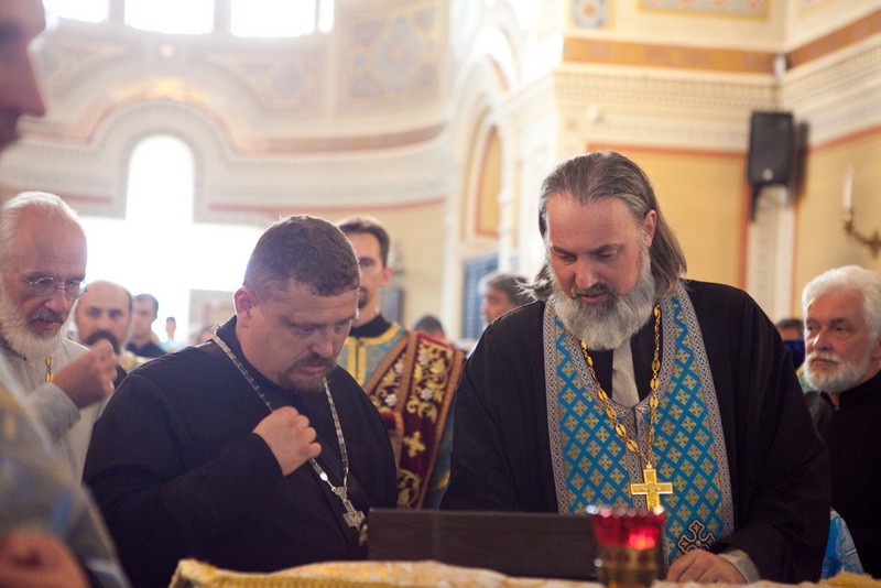 В Севастополь привезли чудотворную икону