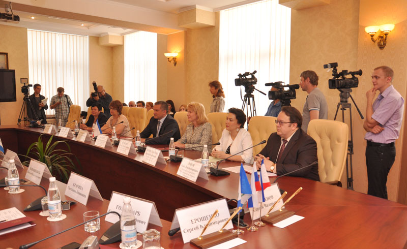 Совмин Крыма подписал соглашение о сотрудничестве с Иркутской областью