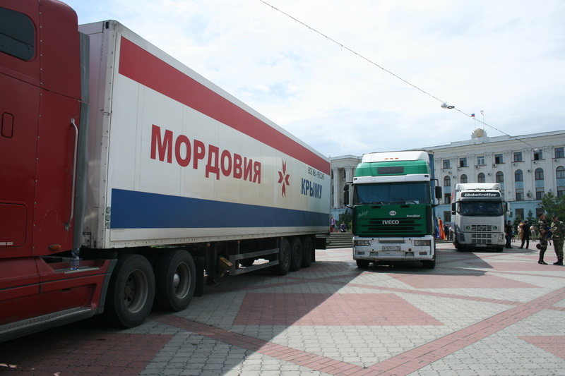 Мордовия передала Крыму детские площадки и компьютерные классы