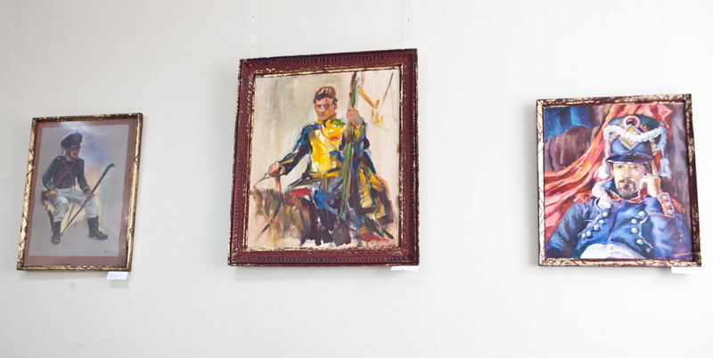 В Севастополе открылась выставка спасенных из Донецка картин