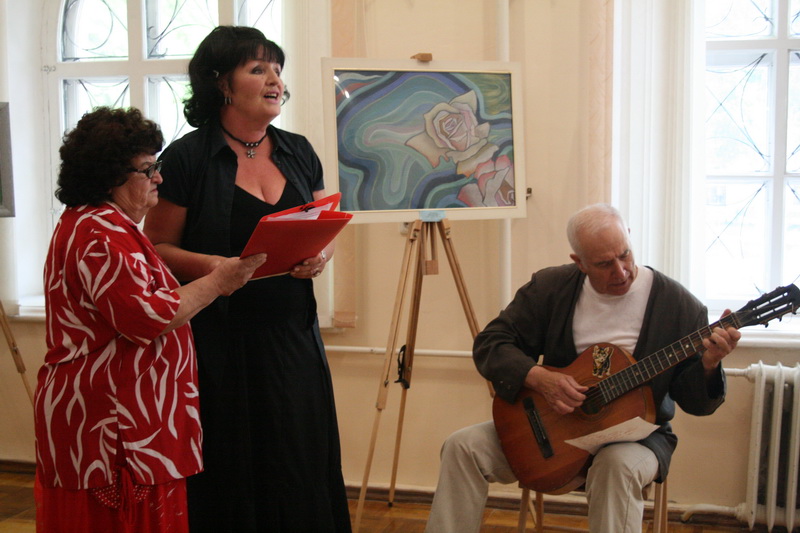 В Симферополе представили Крым глазами художников-сибиряков