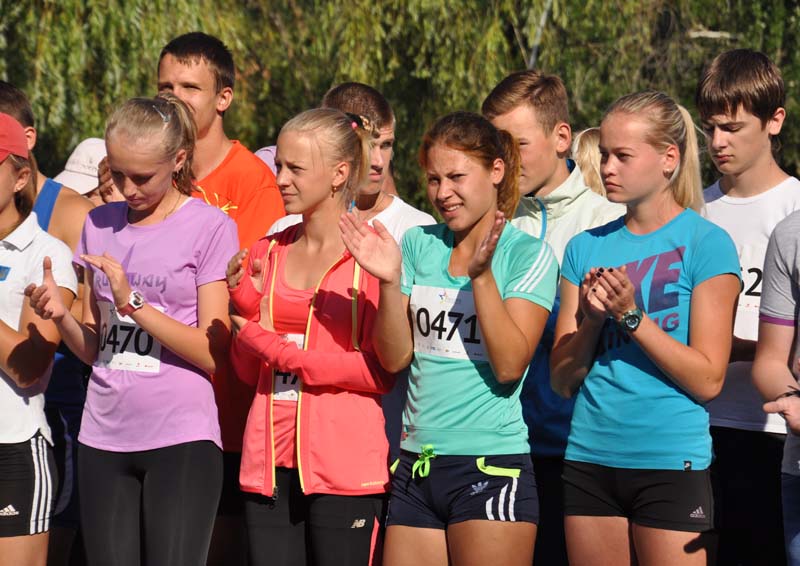 В Симферополе Олимпийский день отметили легкоатлетическим пробегом