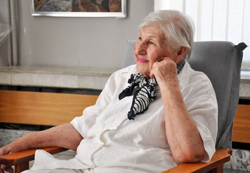 В Симферополе открылась юбилейная выставка ялтинской художницы