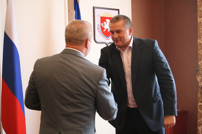 Совет министров Крыма получил официальную государственную регистрацию