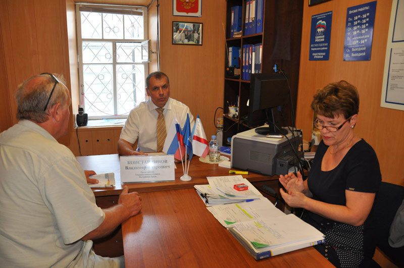 Глава крымского парламента с рабочим визитом посетил Кировский район