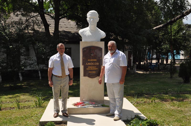 Глава крымского парламента с рабочим визитом посетил Кировский район