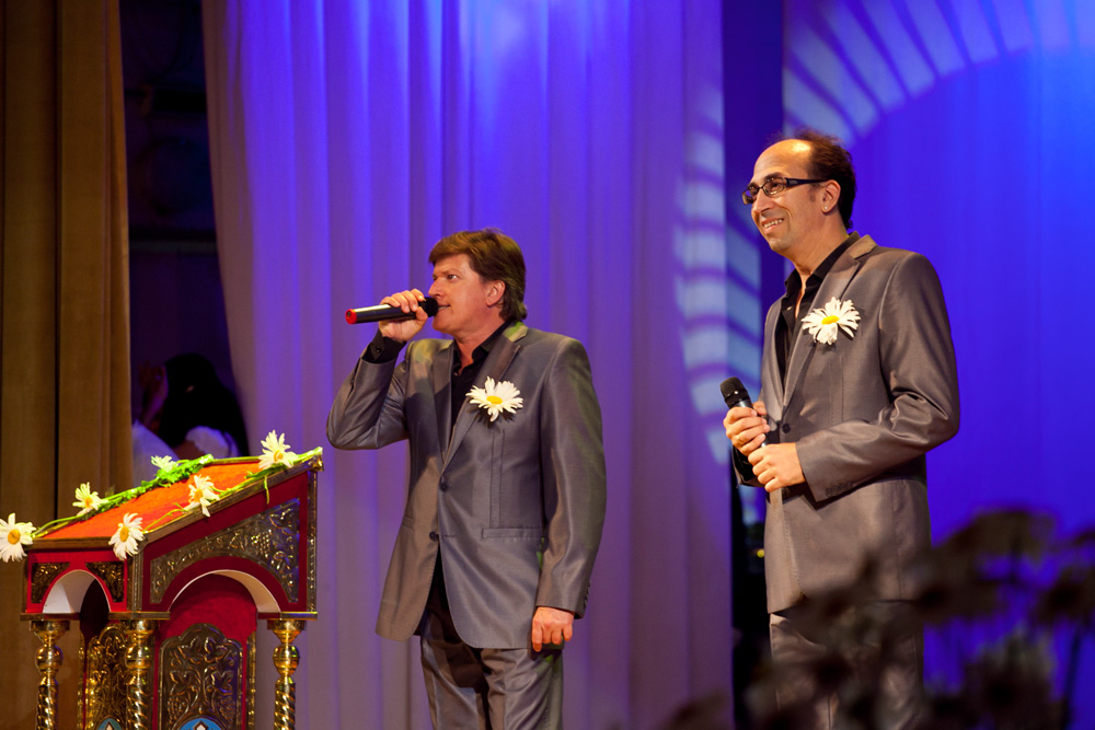 Севастопольцев с Днем семьи поздравила супруга российского премьера