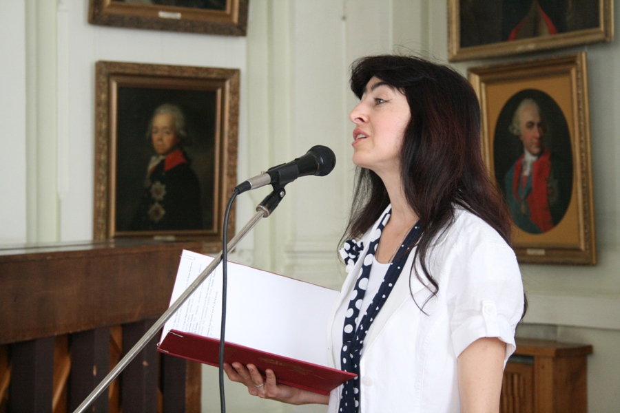 Известные художники России представили в Симферополе выставку