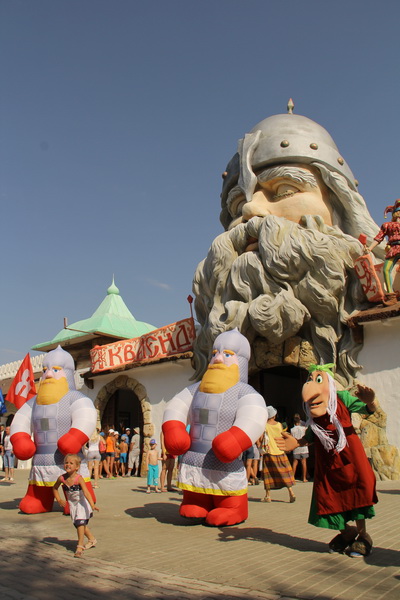 В Евпатории открылся аквапарк