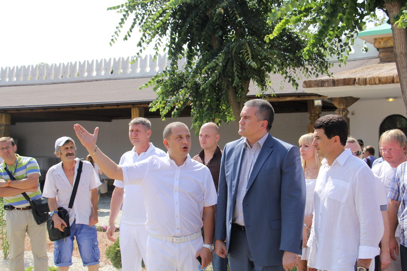 В Евпатории открылся аквапарк