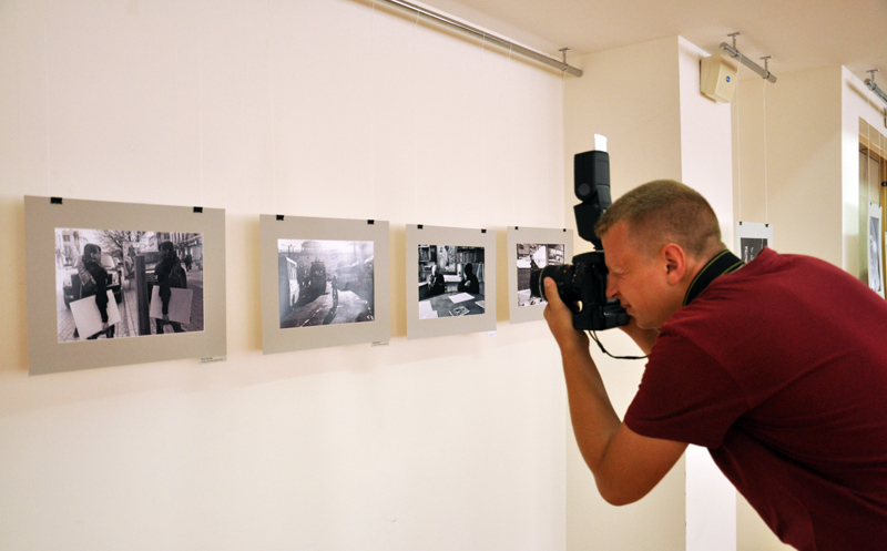 В День фотографа в Симферополе прошла фотовыставка