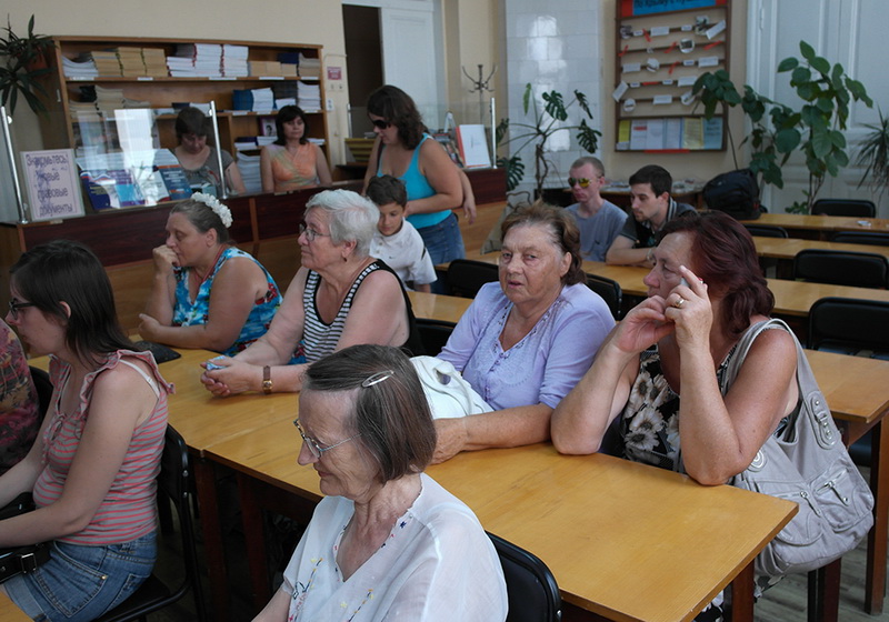 Участники кругосветного путешествия посетили Ялту с гуманитарной миссией