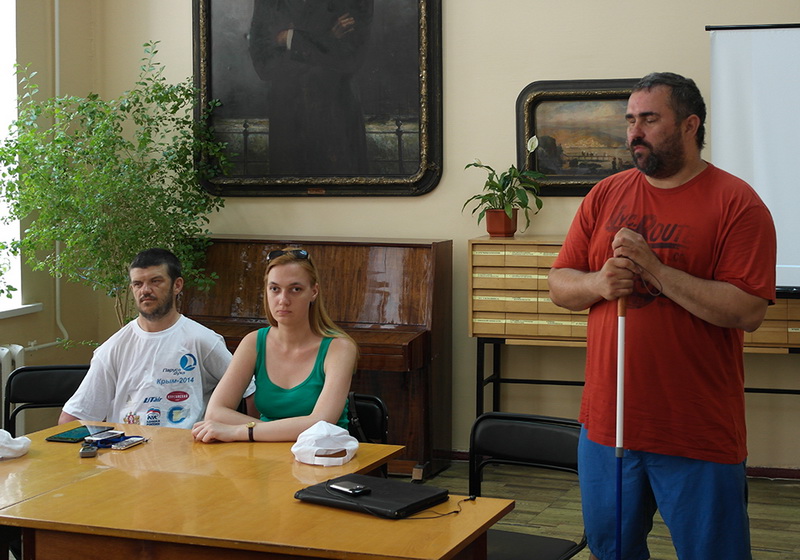 Участники кругосветного путешествия посетили Ялту с гуманитарной миссией