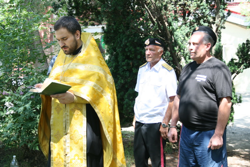 Из Симферополя отправили гуманитарную помощь юго-востоку Украины