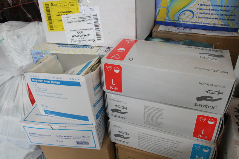 Из Симферополя отправили гуманитарную помощь юго-востоку Украины