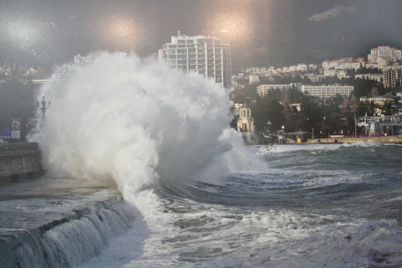 В Симферополе открылась фотовыставка «Морские брега Тавриды»