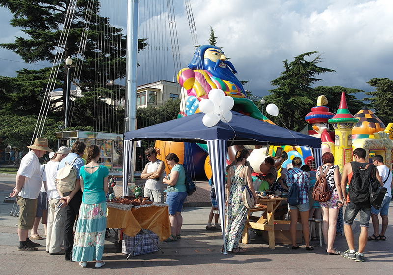 В Ялте открылся фестиваль керамики