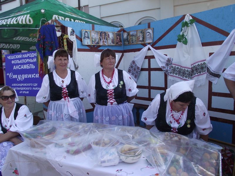 В Николаевке проходит фестиваль ремесленников