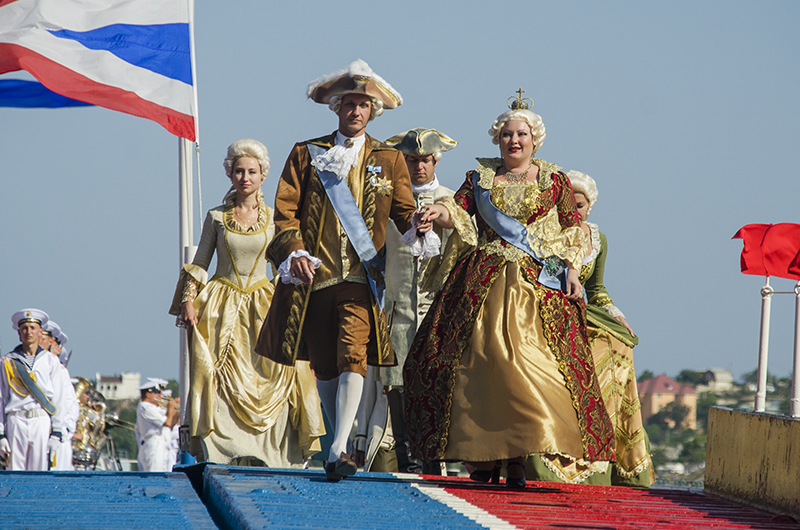 Севастополь торжественно отметил День Военно-морского флота России