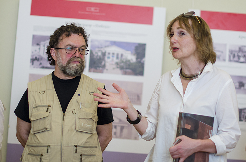 В Севастополе открылась выставка, посвященная восстановлению города