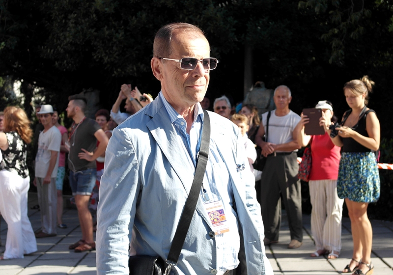 В Ялте установили памятник шляпке Клары Новиковой