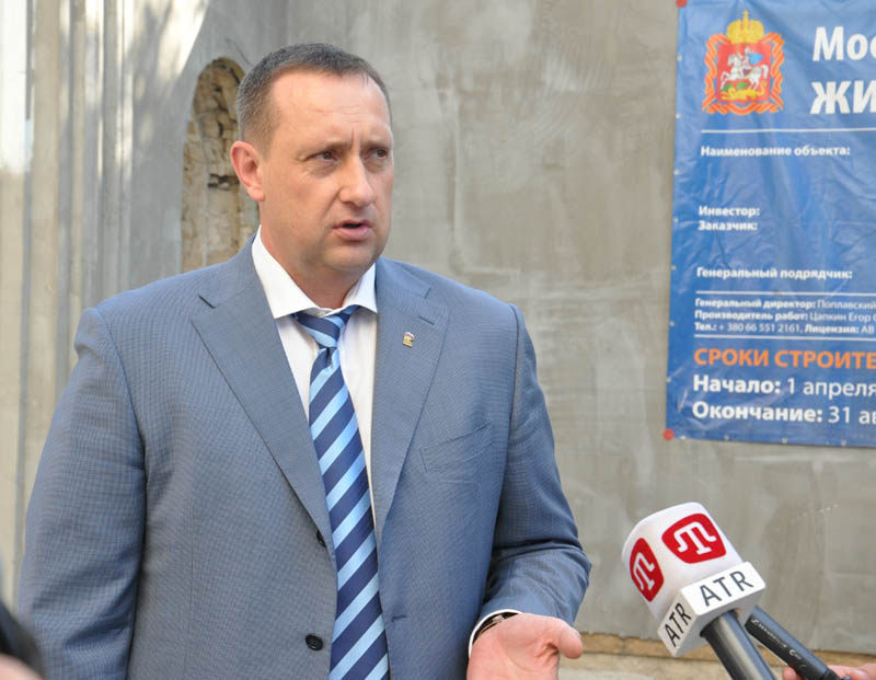 Аксенов осмотрел в Судаке больницу и реконструкцию набережной