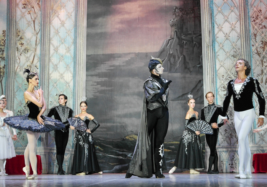 В Ялте состоялся спектакль «Лебединое озеро»