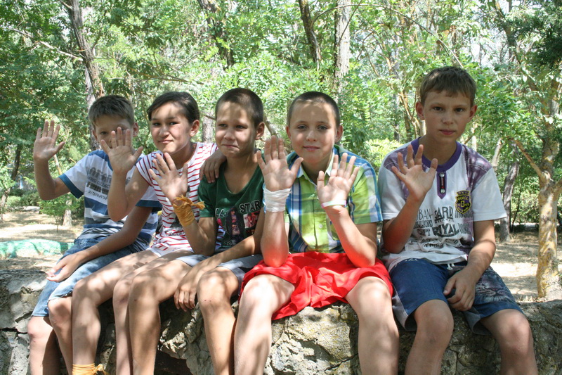 Вице-премьер РФ посетила хабаровских детей в пансионате Сакского района