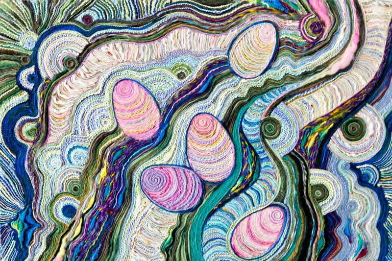 В Севастополе открылась выставка картин из ниток