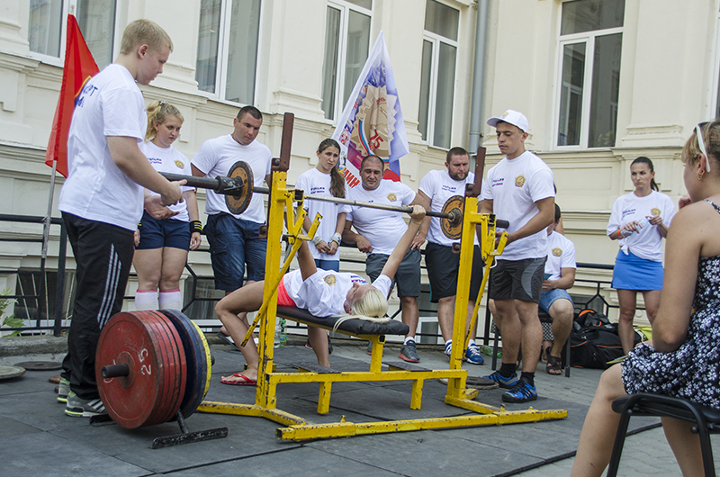 В Севастополе отпраздновали День физкультурника