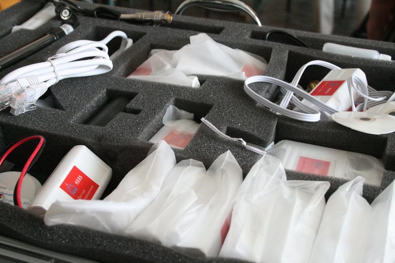 В Симферополе дети с нарушением слуха получили интерактивные кабинеты химии и истории