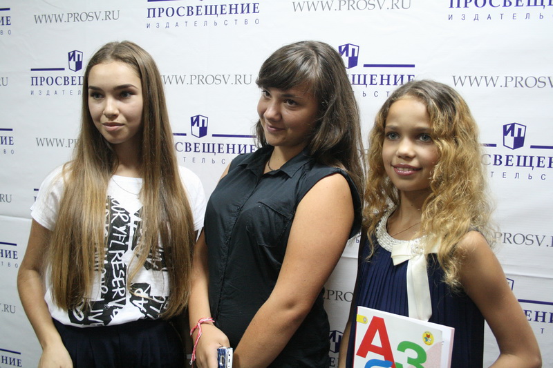 Крым полностью обеспечили российскими учебниками