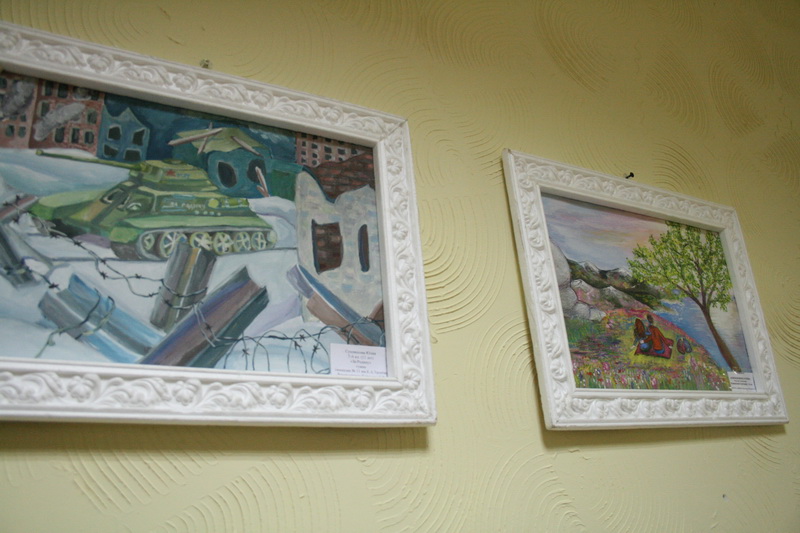 Крым полностью обеспечили российскими учебниками