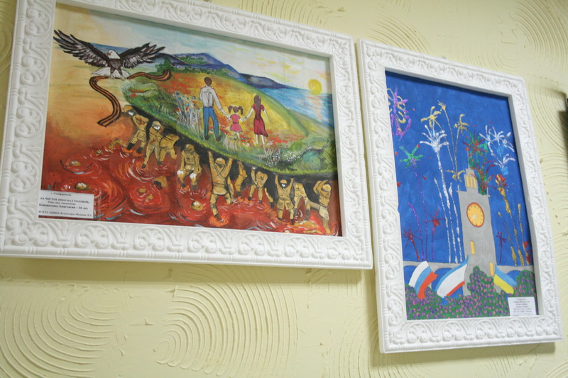 Крым полностью обеспечили российскими учебниками