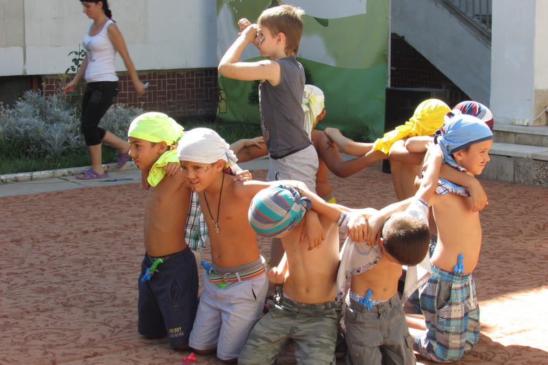 В детском саду в Симферополе провели карнавал