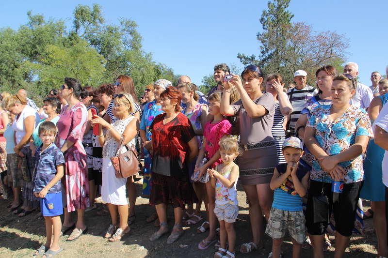 В Ленинском районе пустили газ и воду