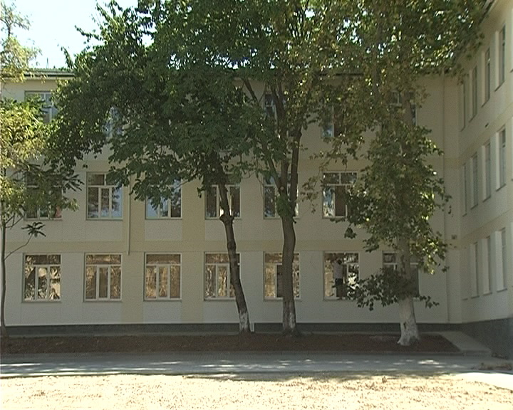 В Севастополе отремонтировали фасад школы 
