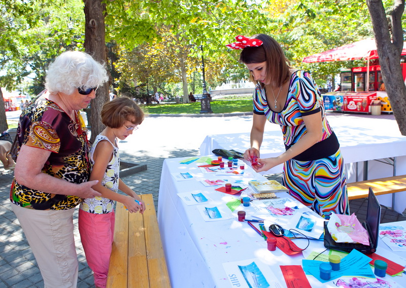 В Севастополе прошел карнавал цветов