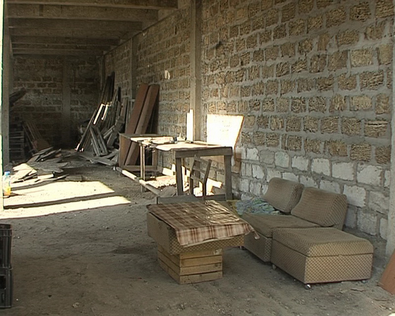 В Севастополе до конца недели демонтируют трехэтажный остановочный павильон